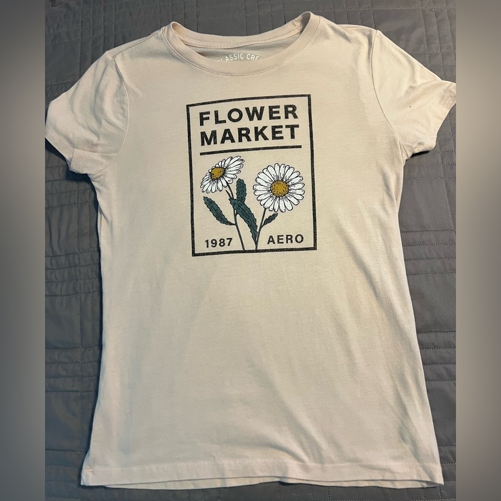 Aeropostale Classic Crew Tee in Cream